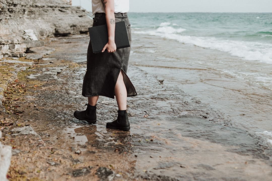 成都车展欧拉以浪漫致初心